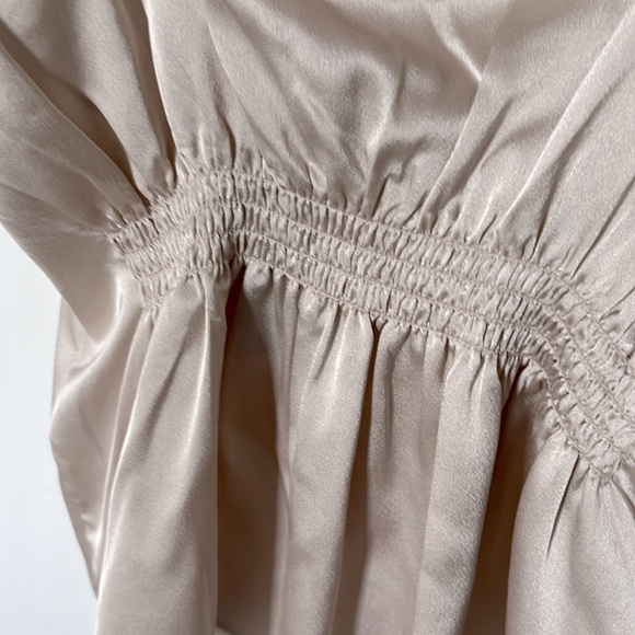 Abercrombie and Fitch satin cami - Picture 4 of 6